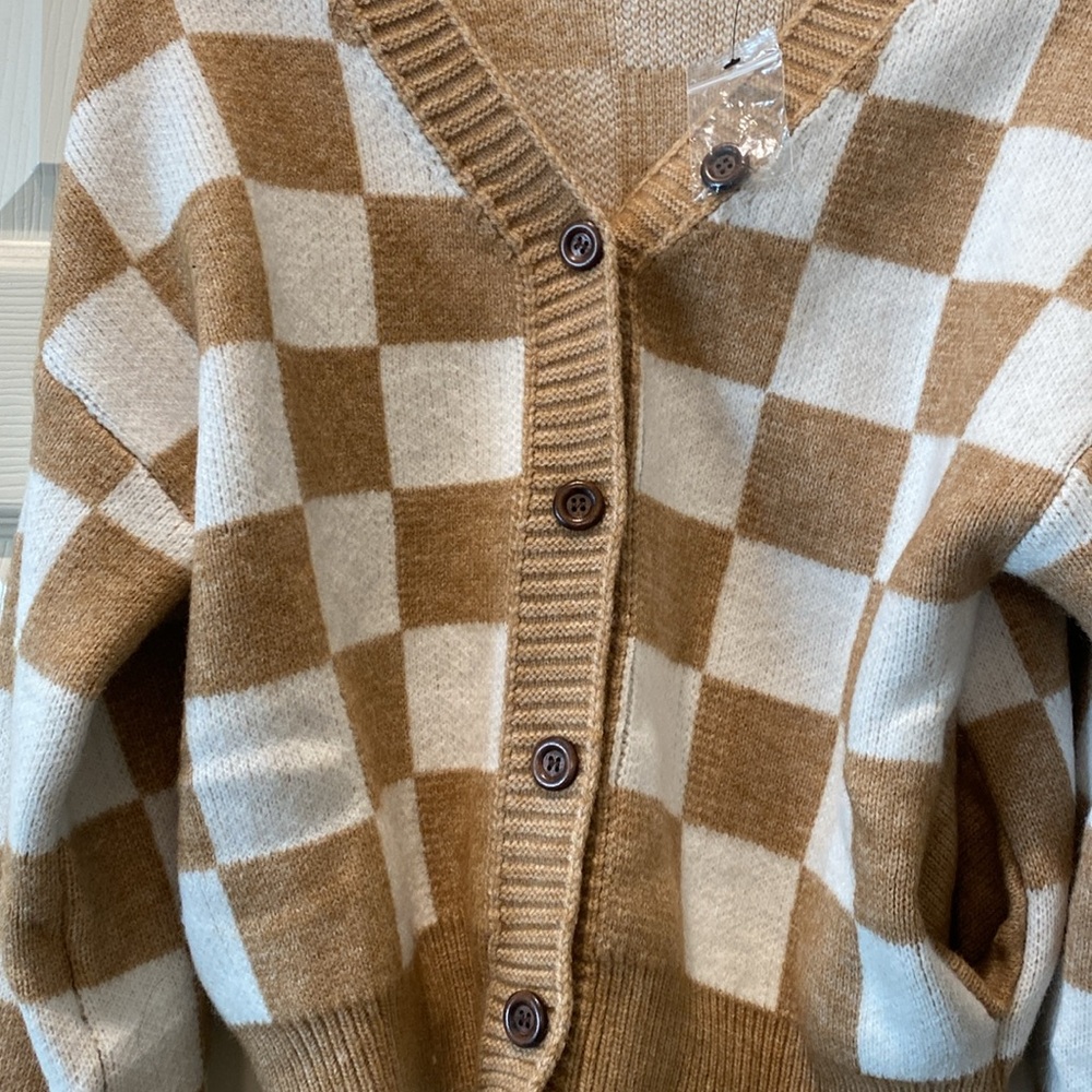 Vici Tan and white cardigan - Picture 8 of 9